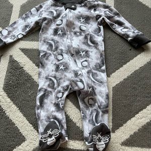 Burt’s bees sleeper